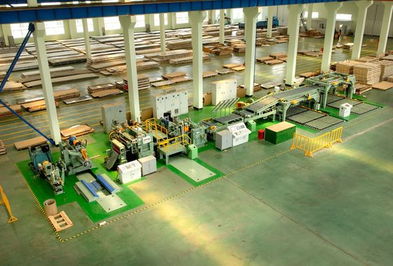 Cross Cut Flying Shear Line 306KW Horizontal Shearing Machine For Steel Coil Cutting