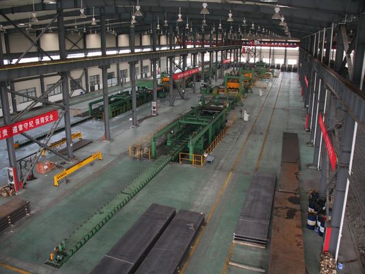 Construction Works Metal Coil Uncoiling and Leveling Production Line with PLC Control