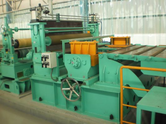 240KW High Productivity Metal Coil Uncoiling Leveling Flying Shear Combination Line